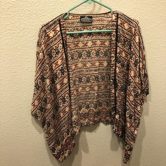 Angie size small kimono. - Picture 3 of 5